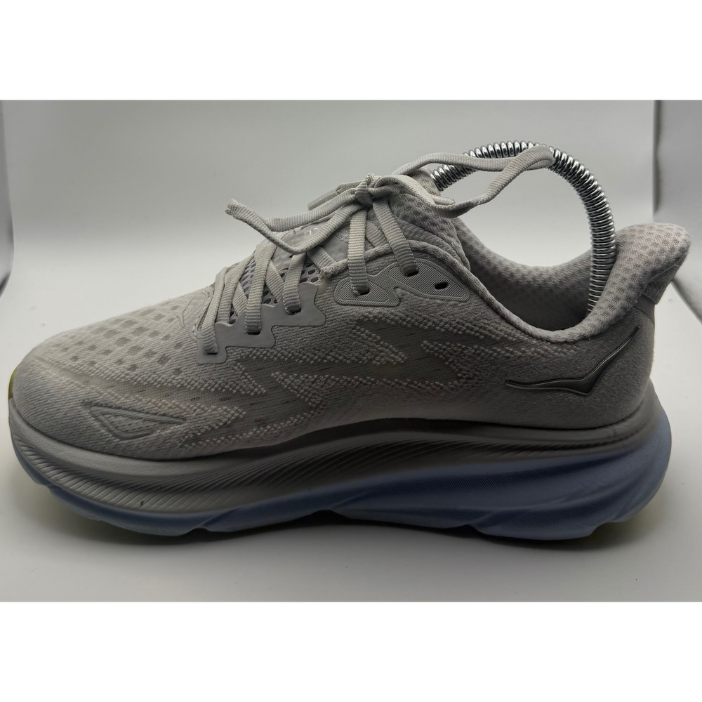 Hoka One One Clifton 8 Running Shoes Womens 6 Grey Good Athletic Sneaker